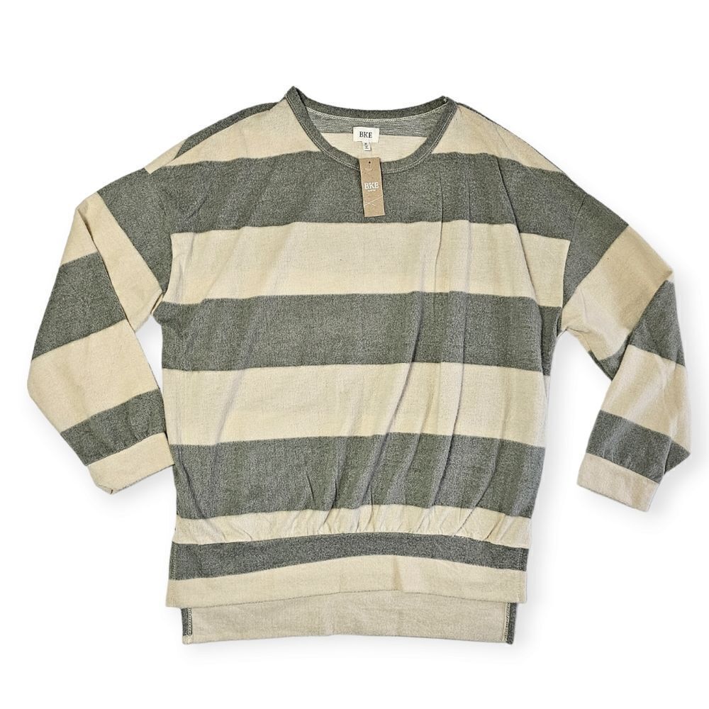 Bke Buckle‎ Green and Tan Soft Striped Sweater Shirt Women's Size Medium